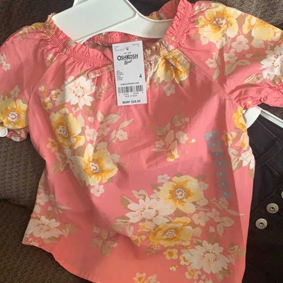 Oshkosh blouse and Oshkosh black jeans - Picture 2 of 8